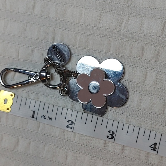 Guess Floral Bag Charm - Picture 5 of 8